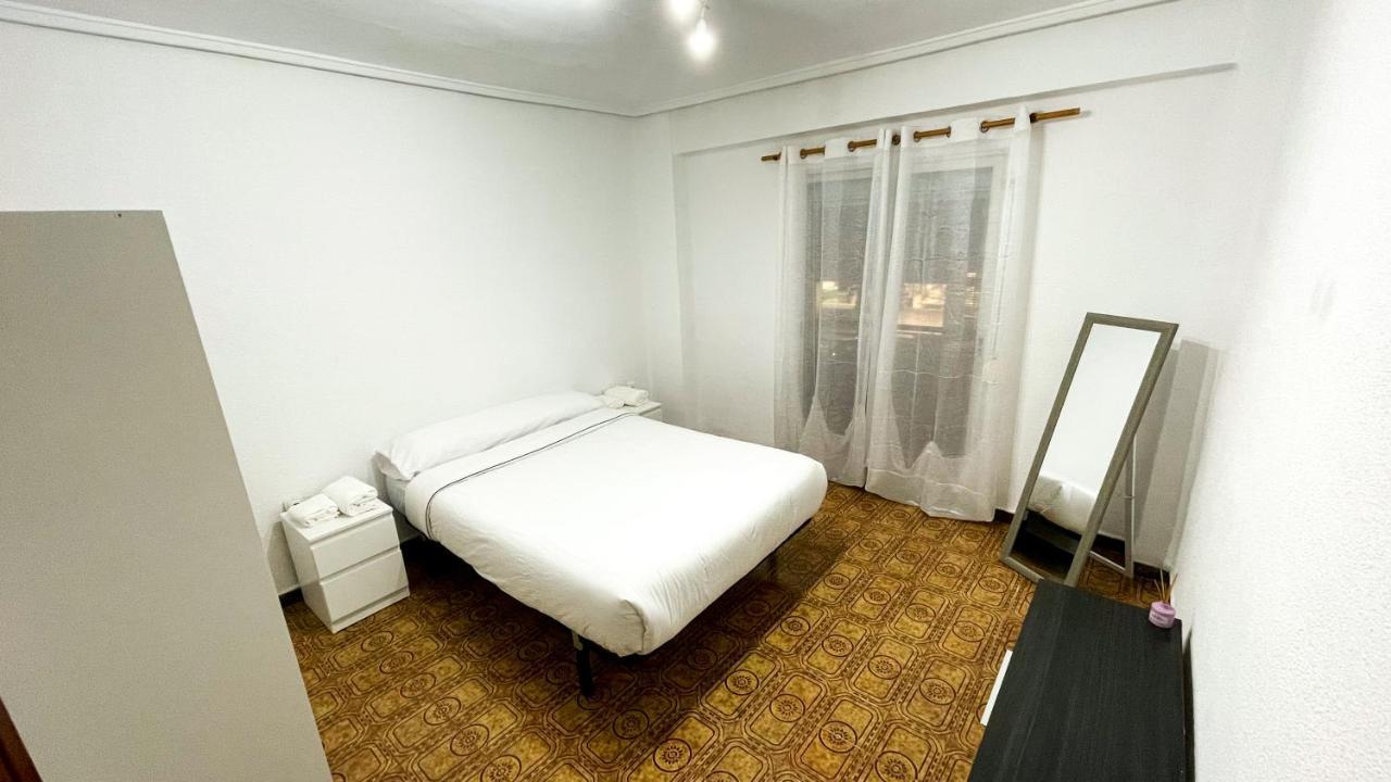 Alojamiento Valencia Apartment Exterior photo