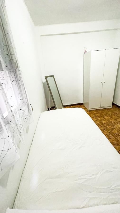 Alojamiento Valencia Apartment Exterior photo